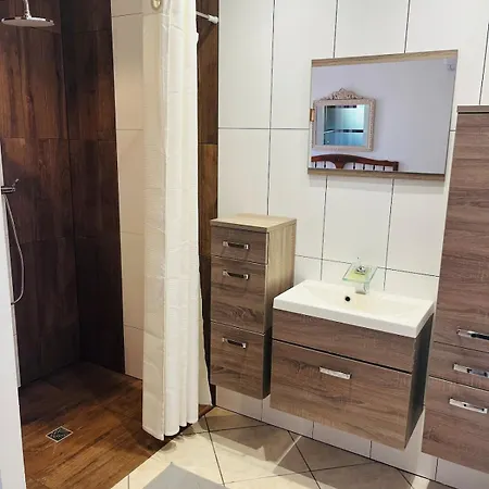 3 Avec Piscine Et Parking Prives Semesterbostad