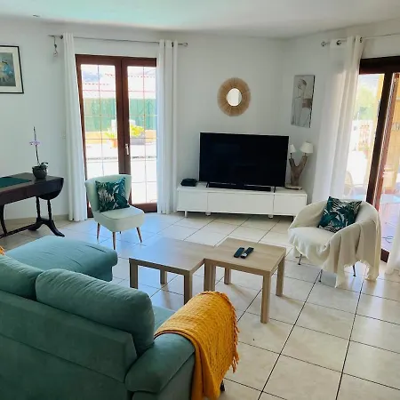 3 Avec Piscine Et Parking Privés Casa vacanze
